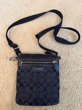Coach Black Signature Canvas Messenger Crossbody